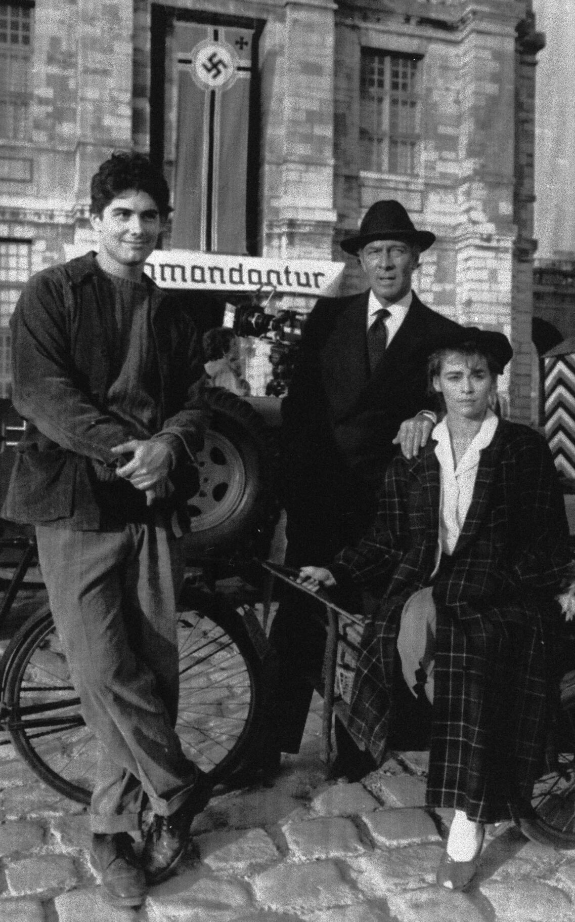 Christopher Plummer, Zac Gallican, Joanna Pacula